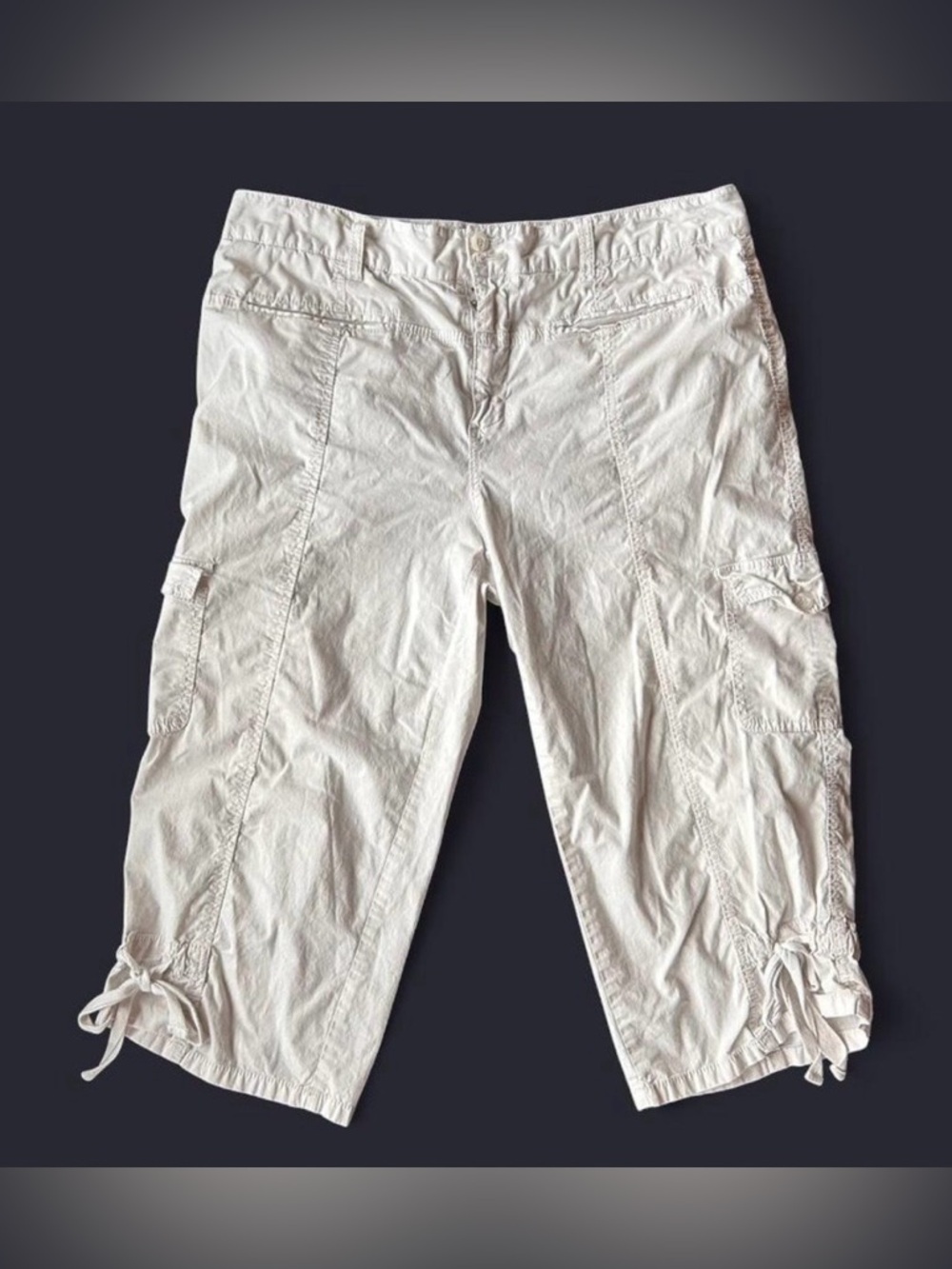 Y2K capri pants with button waist, tie details and pockets
 Size: 14